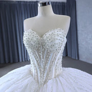 Exquisite Strapless Lace-Up Ball Gown Wedding Dress