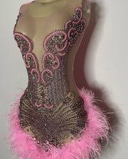 Luxury Sheer Diamond Pink Feather Black Prom Dress 2024