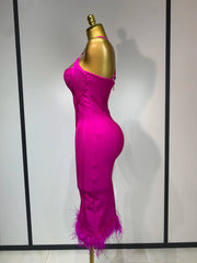 Luxury sleeveless feather backless midi dress with elegant bodycon fit for birthday or evening wear.