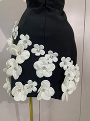 Rylee wearing a 3D flowers sexy V-neck A-line bandage dress for prom night.