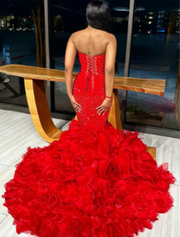 Sexy Crystal Red Ruffled Mermaid Prom Dress 2025