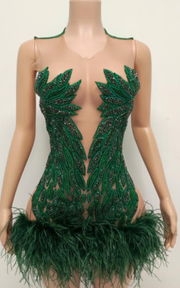 Sparkly rhinestone sleeveless birthday dress for women party and club wear.