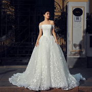 Vintage Off-the-Shoulder Wedding dress