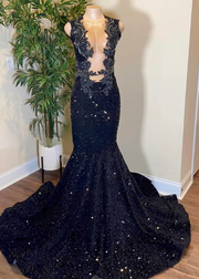 Sparkly Crystal Bodice Black  Mermaid Style Prom Dress 2025