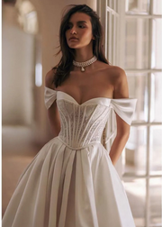 Off the Shoulder A-Line Wedding Dress 2025 Sweetheart Sleeveless