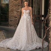 Exquisite Lace Wedding Dress