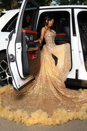 Luxurious Gold Crystal Sweetheart Sequin Prom Dress With Detachable Train