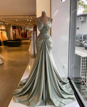 Real Sample Long Evening Dresses 2022 Luxury Mermaid Style V-neck Beaded Silver  Formal Evening Gowns