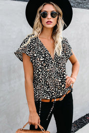 Khaki V-neck Short Sleeve Fashion Print Fantasy Fluttering Blouse