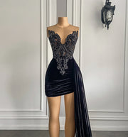 New Arrival Beaded Embroidery Women Homecoming Gowns Black Velvet Short Prom Dresses 2023 With Side Train