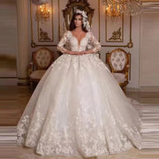 Vintage Lace Wedding Dresses Princess Ball Gown Beading Bridal Gowns Shinny Tulle Long Sleeves Ivory Dubai Marriage Dress